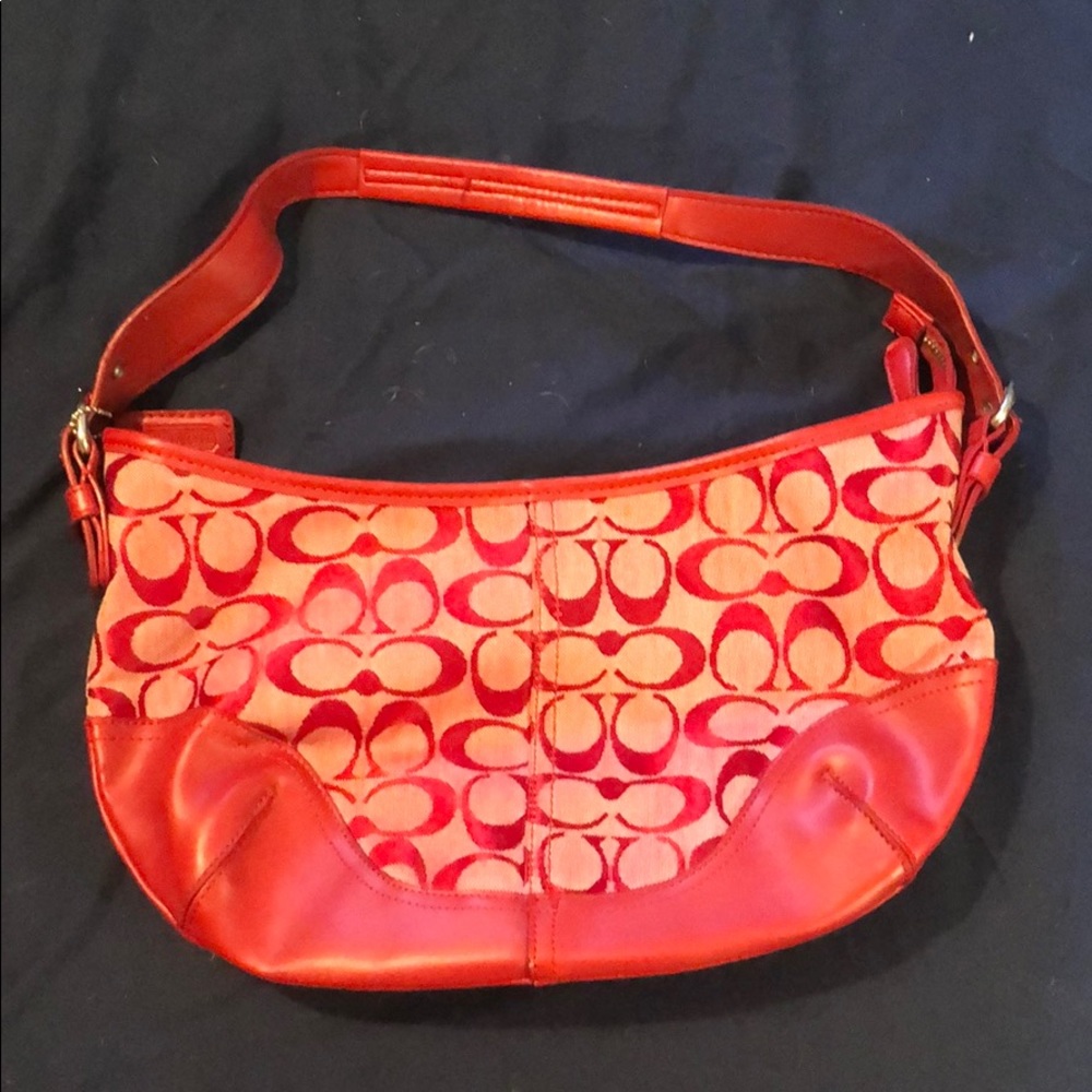 Red coach bag from early 2000’s. Never used.
